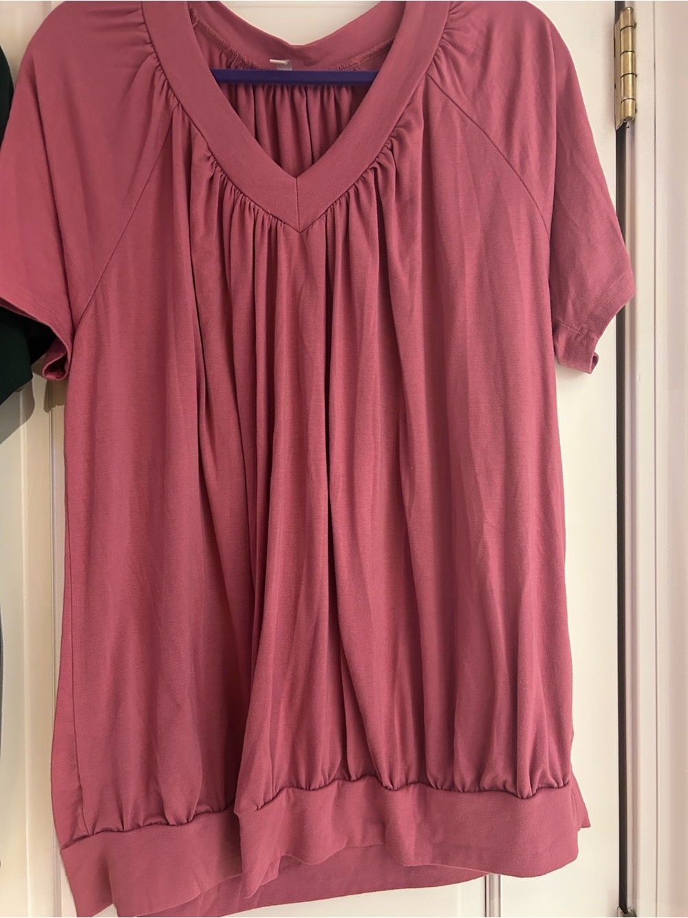 Gathered V-Neck Short Sleeve Top in Dusty Rose